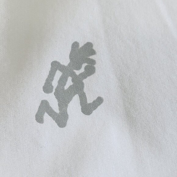 Gramicci Button Up Shirt Womens XS White Roll Tab Sleeves Ruched Sides Outdoor - Picture 10 of 11